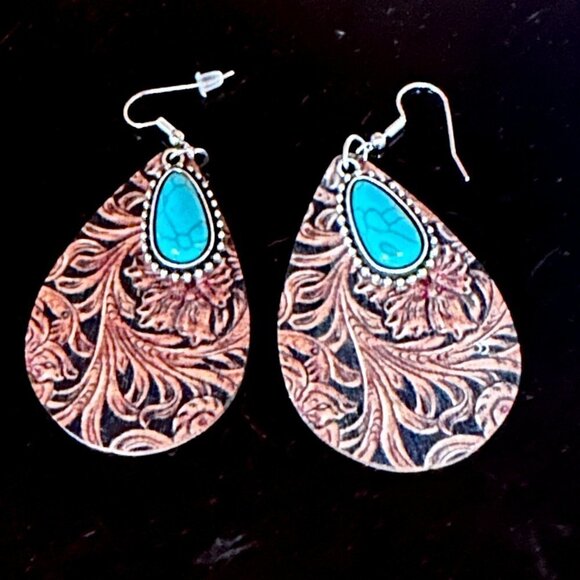 Turquoise Southwestern Earrings Boho Floral Drop Tooled Leather Dangle Boho NWT - Picture 3 of 8
